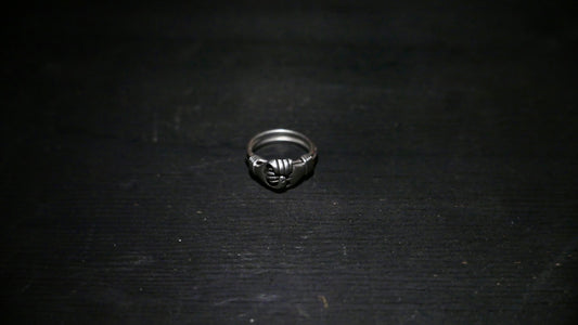 Shake hand 3 parts combination ring