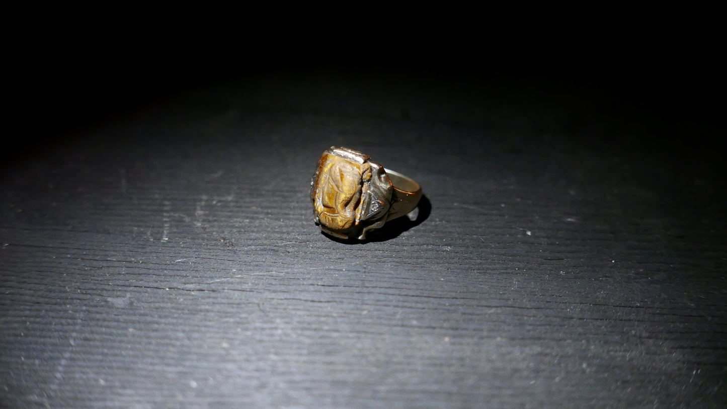 American vintage double cameo. Tiger eye.